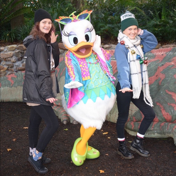 Meet your Posher, Madalyn - Picture 2 of 5